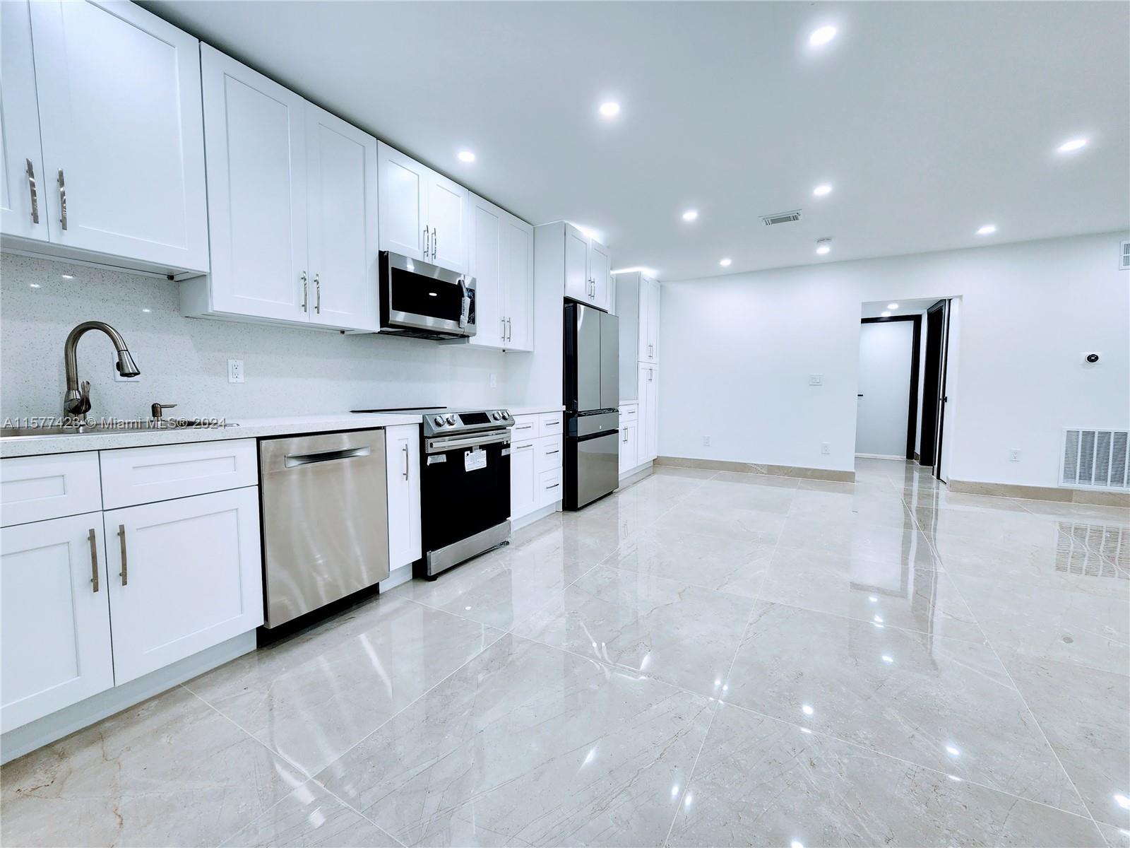 11930 NE 19th Dr # 3, North Miami FL 33181