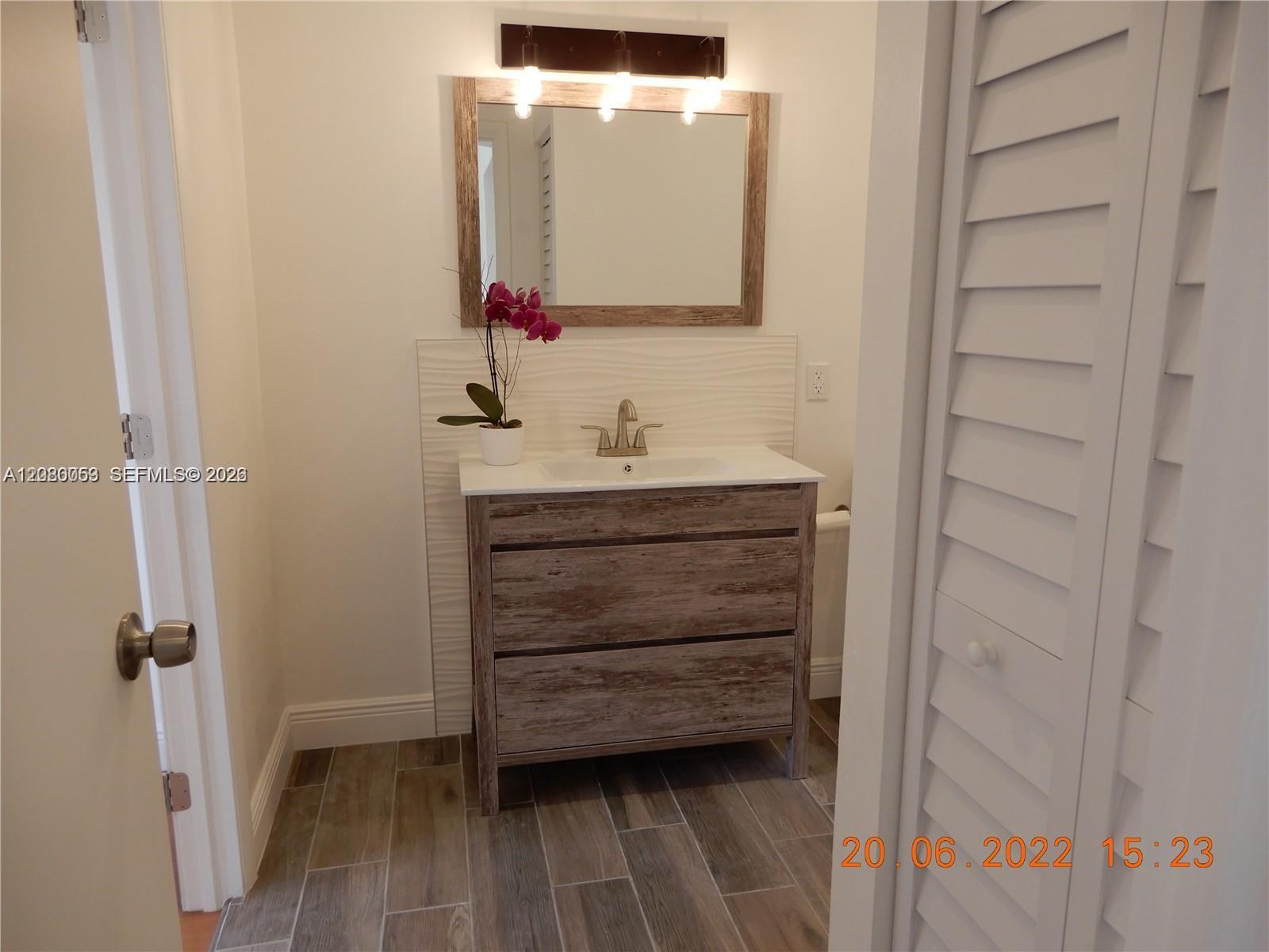 7175 NW 179th St # 307 — Photo 5