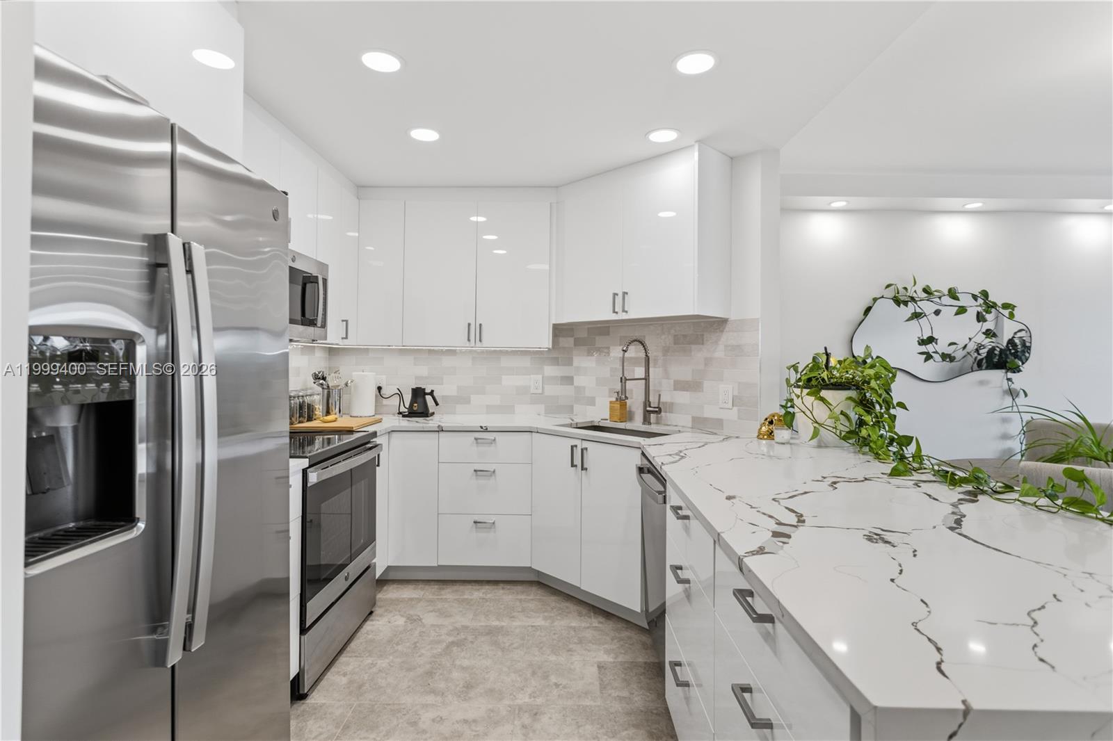340 Sunset Dr # 407, Fort Lauderdale FL 33301