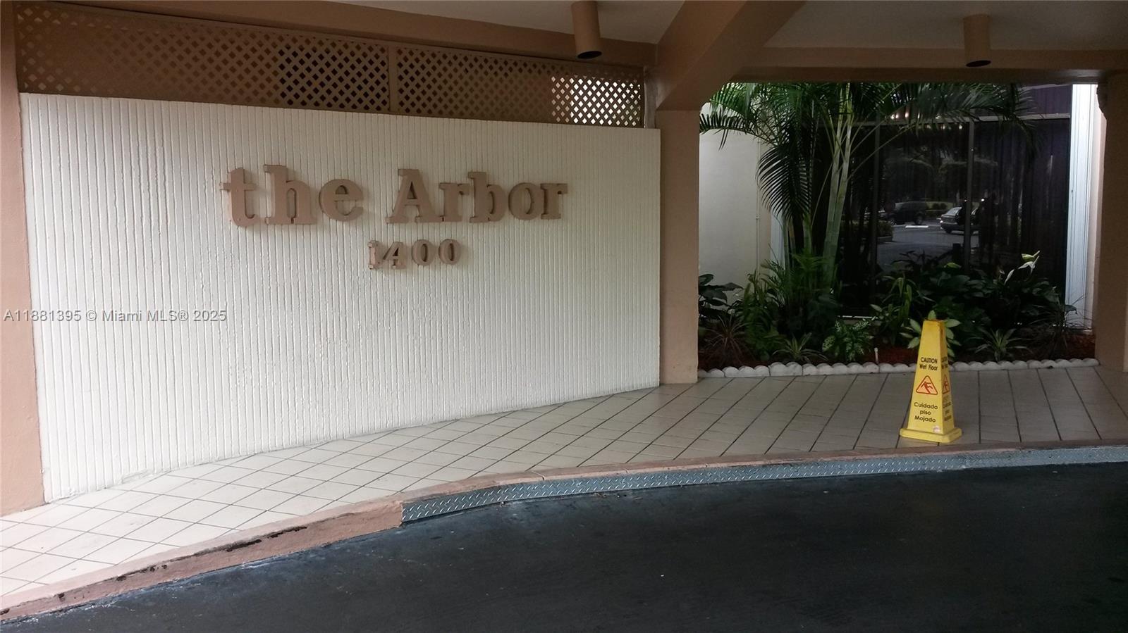 1400 St Charles Pl # 201, Pembroke Pines FL 33026