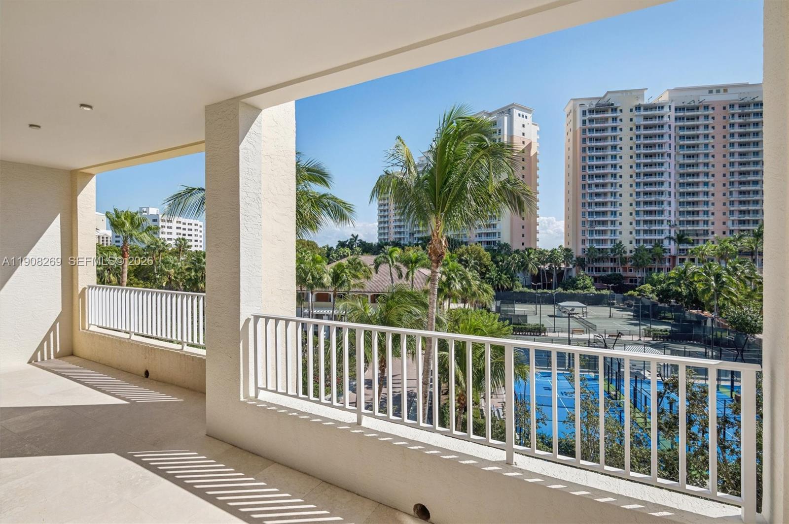 717 Crandon Blvd # 507 — Photo 4