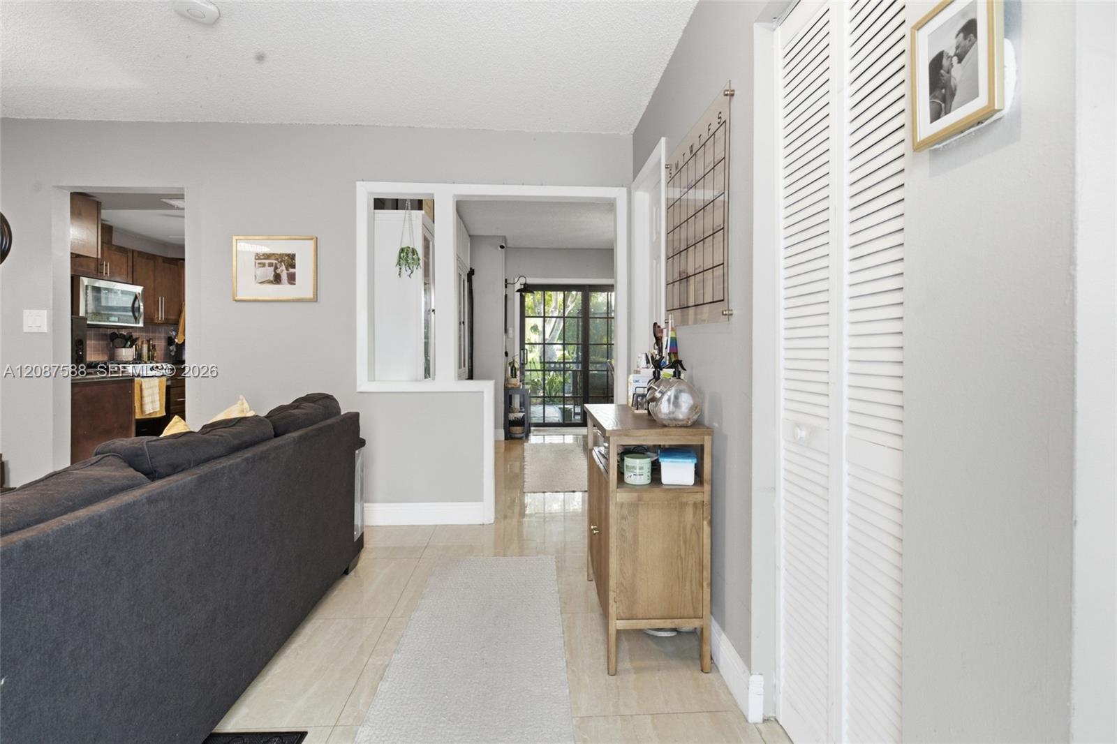 11116 SW 70th Ter — Photo 3