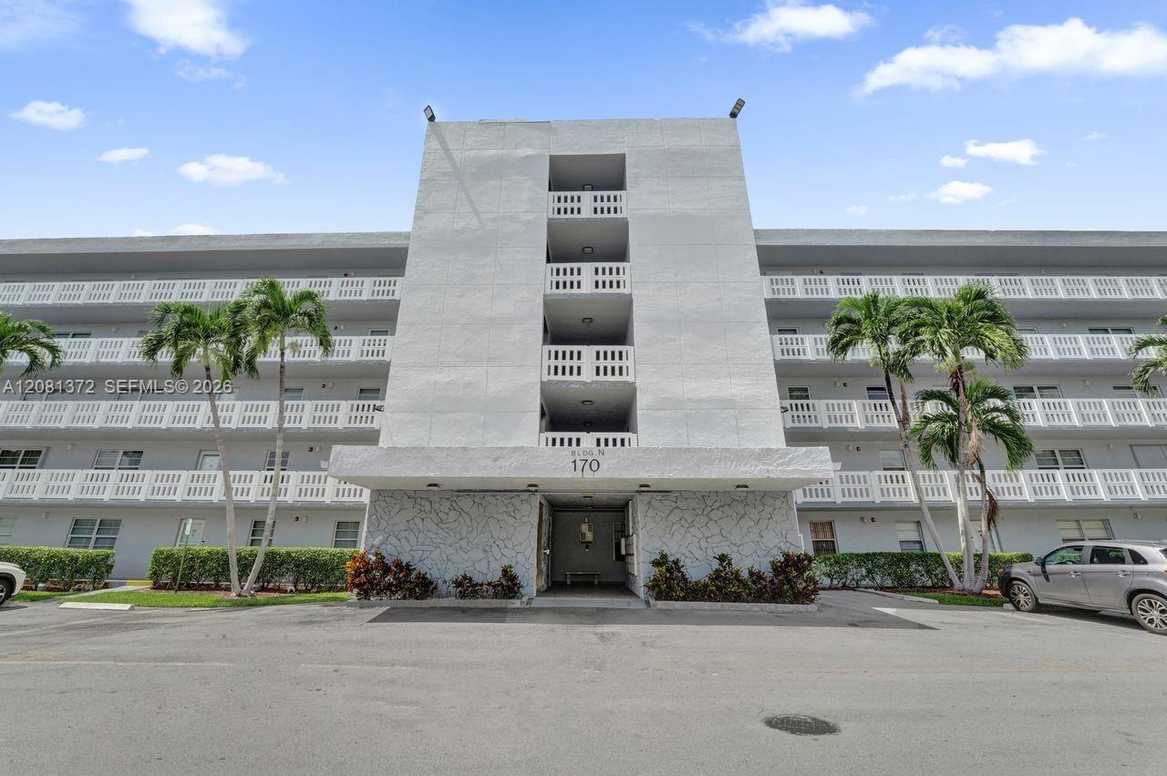 170 SE 5th Ave # 405, Dania Beach FL 33004