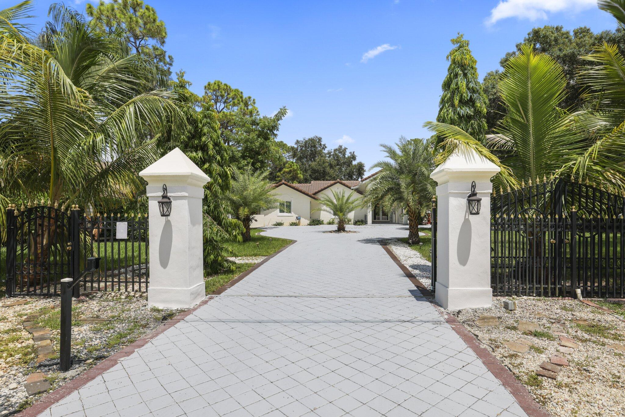 6344 NW 74th Terrace, Parkland FL 33067