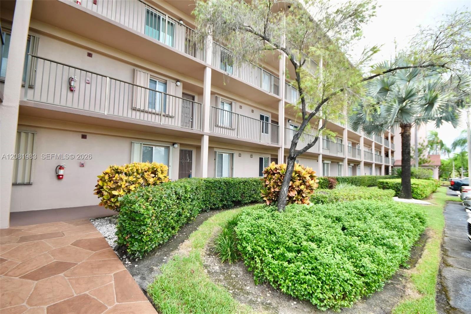 1650 SW 124th Ter # 102D — Photo 3