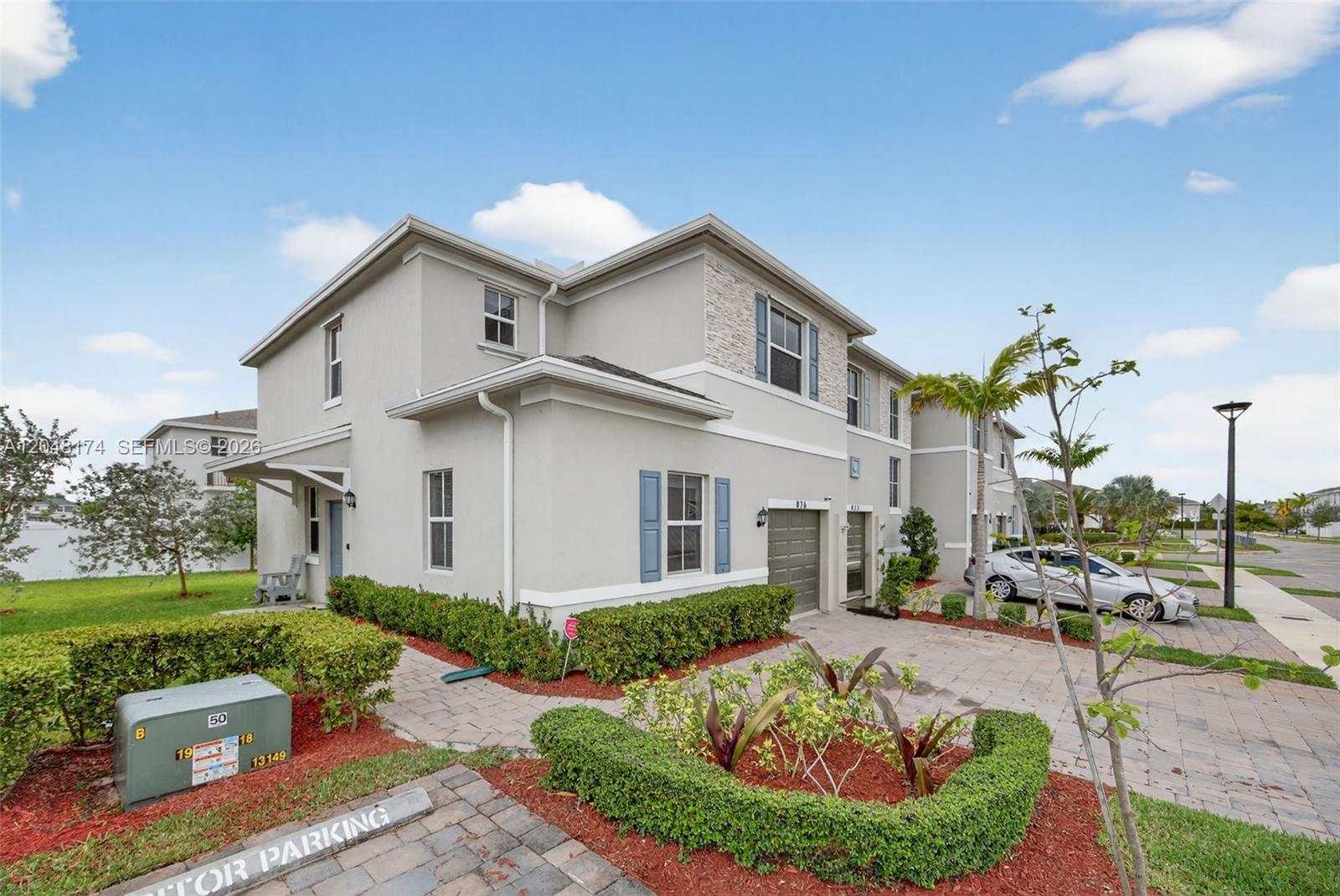 826 SE 17th St, Homestead FL 33034
