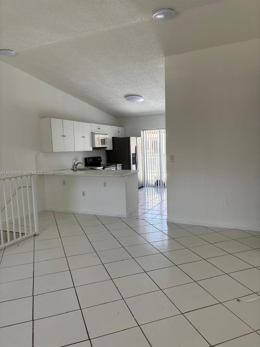 7778 W 34th Ln # 201, Hialeah FL 33018