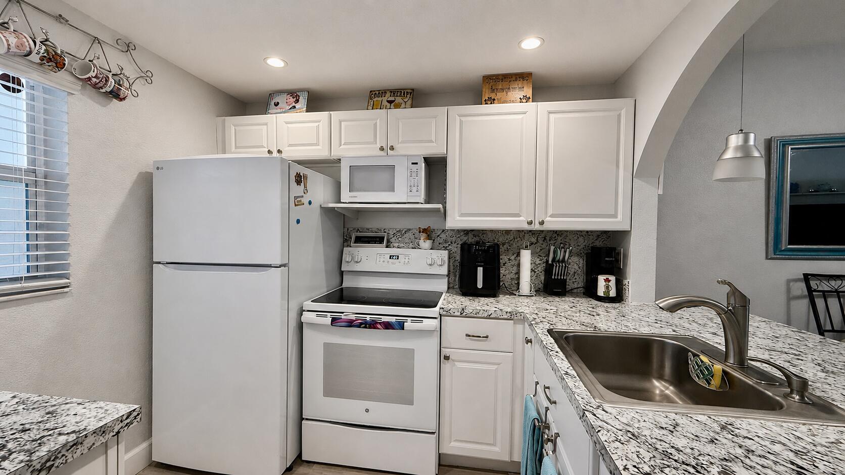 9480 Poinciana Place # 201 — Photo 2