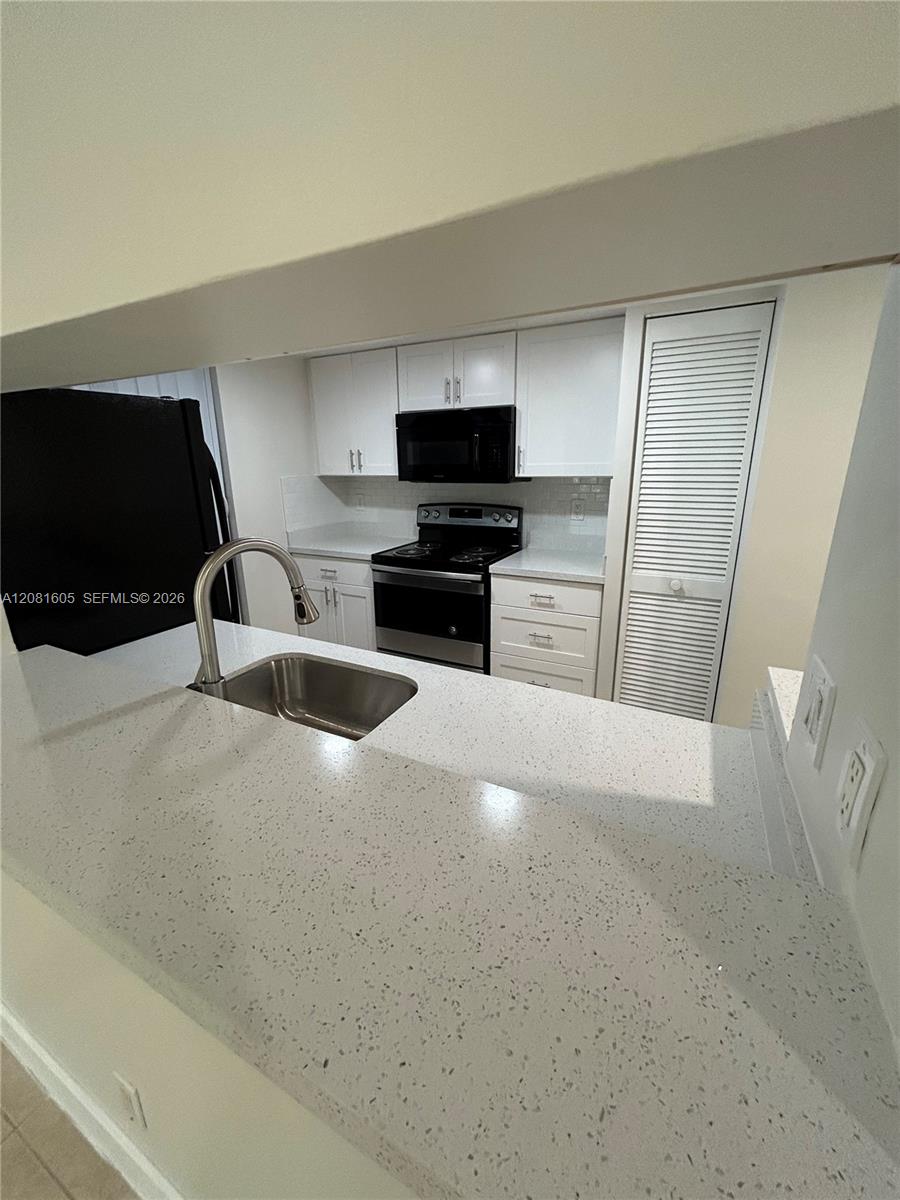 9733 Westview Dr # 1321 — Photo 2