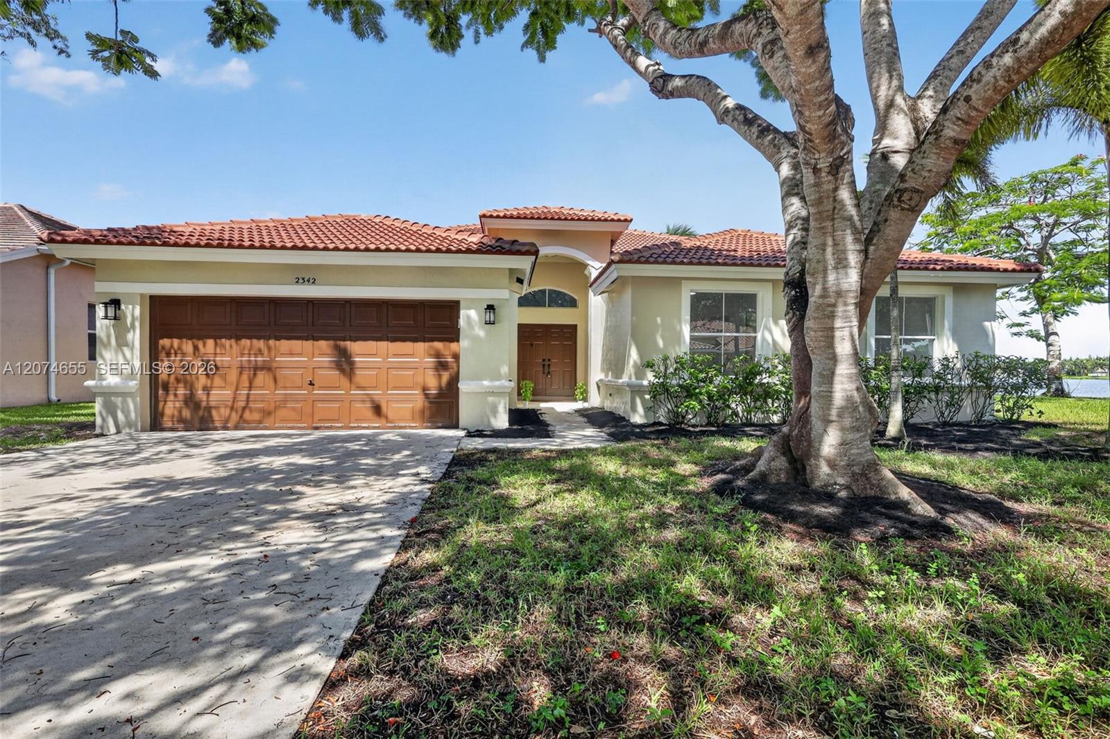 2342 NW 184th Ter, Pembroke Pines FL 33029