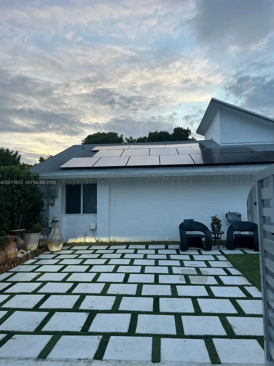 20420 SW 122nd Pl — Photo 2