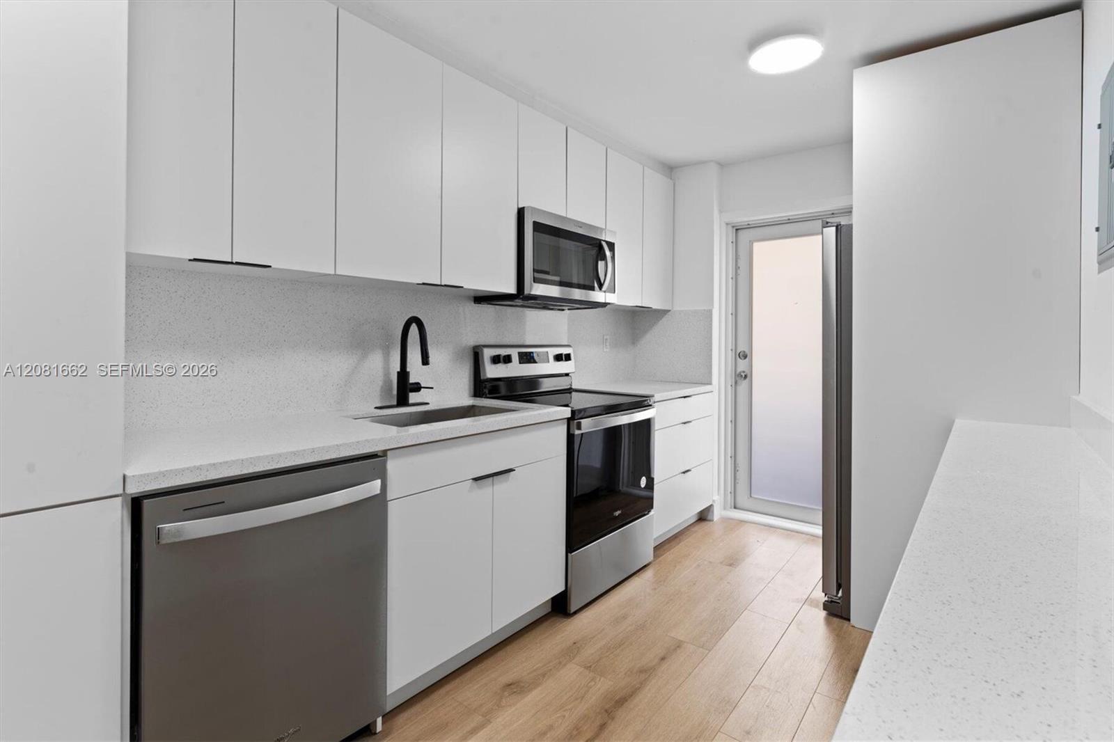 1620 West Ave # 305 — Photo 3