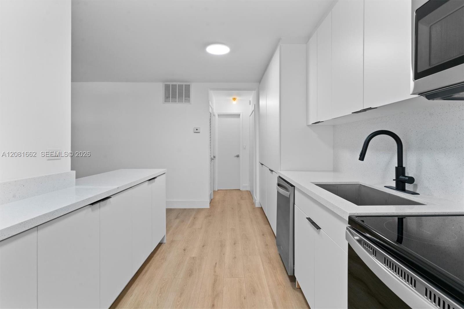 1620 West Ave # 305 — Photo 4
