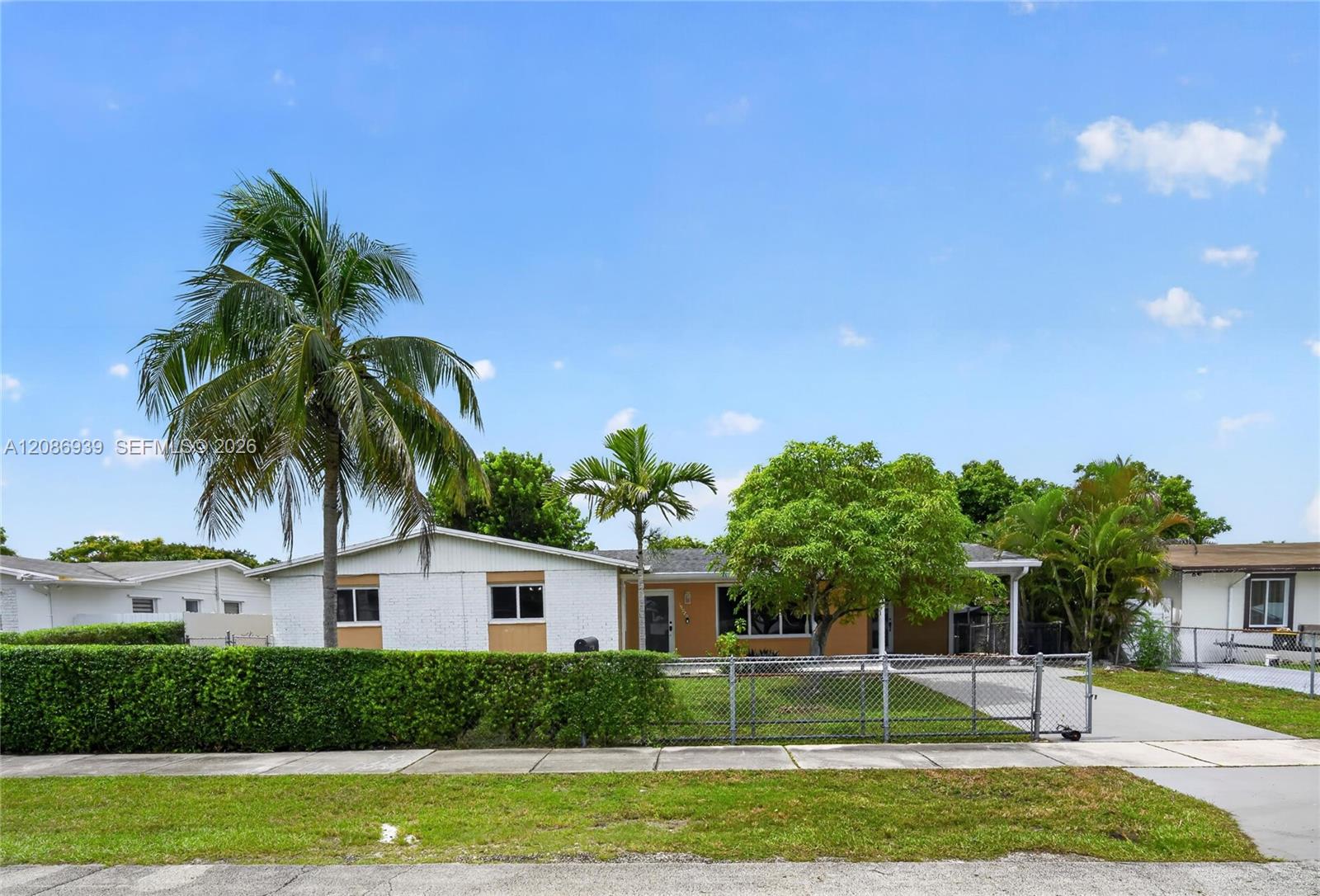 19920 SW 118th Pl, Miami FL 33177