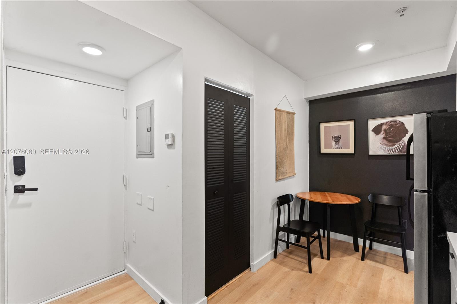 810 7th St # 102 — Photo 3