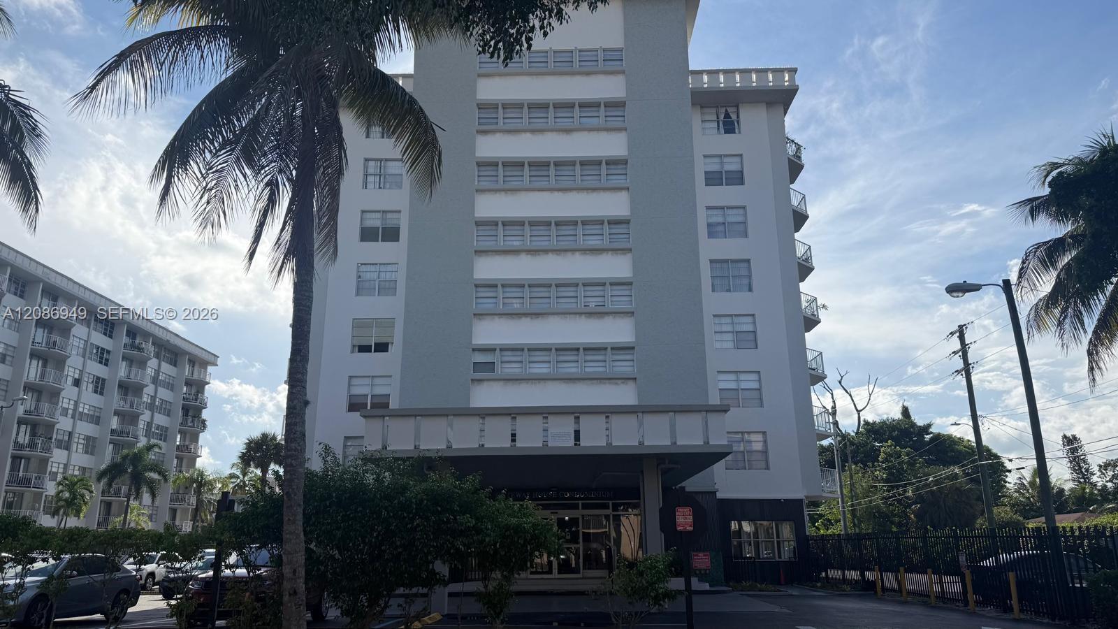 16740 NE 9th Ave # 409, North Miami Beach FL 33162