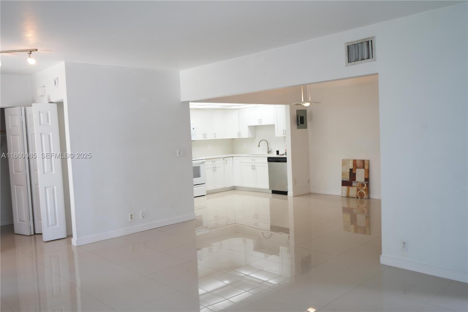 2800 S University Dr # 2A — Photo 5