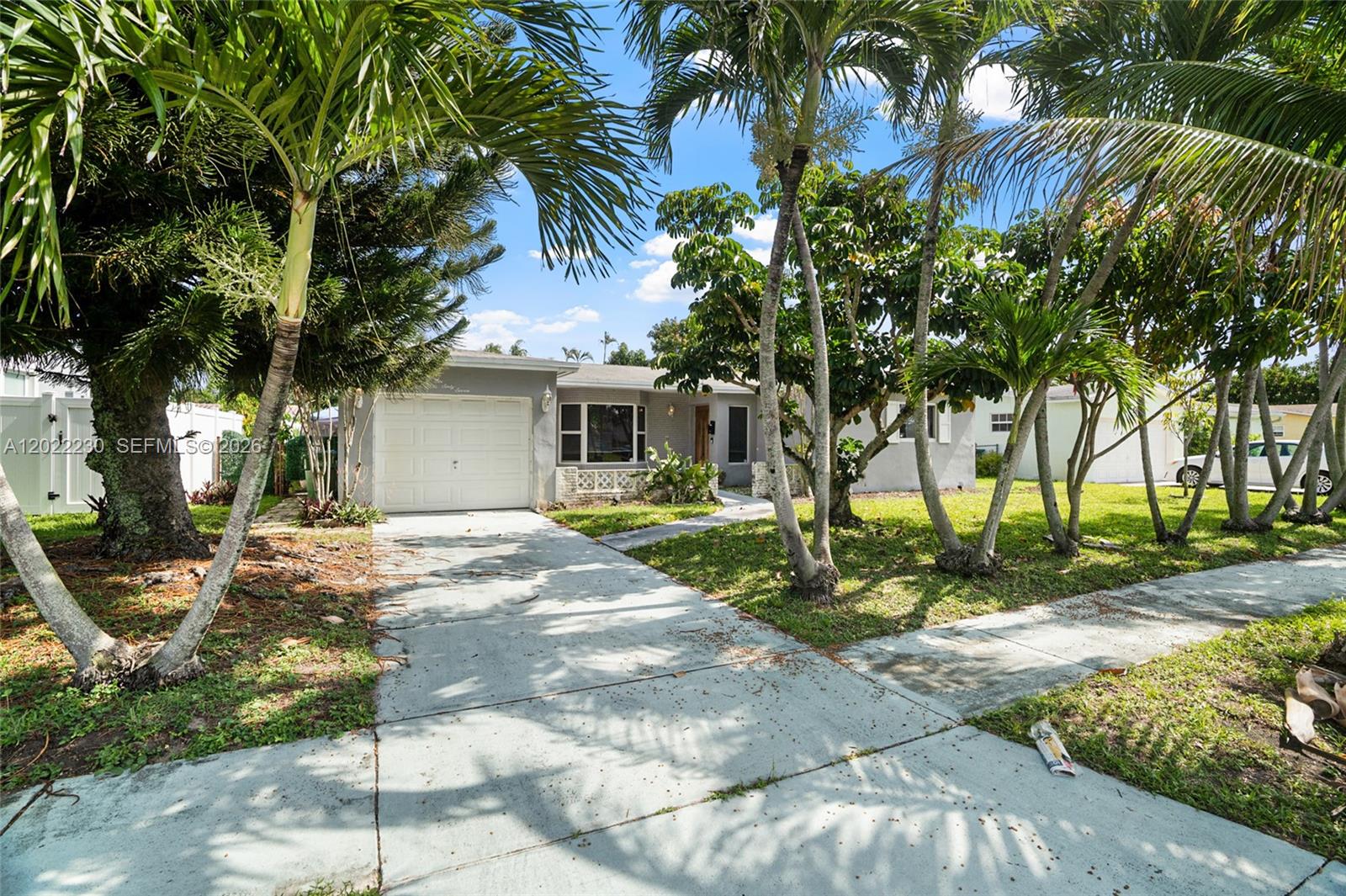 6667 NW 1st St, Margate FL 33063