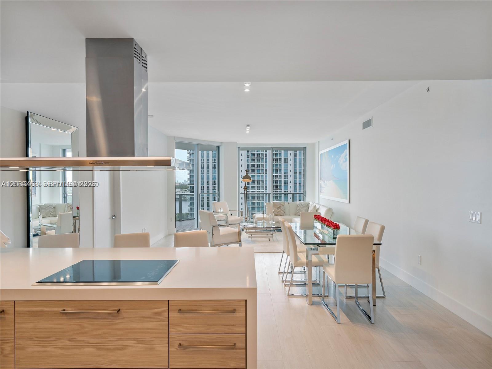 17301 Biscayne Blvd # 1105 — Photo 3