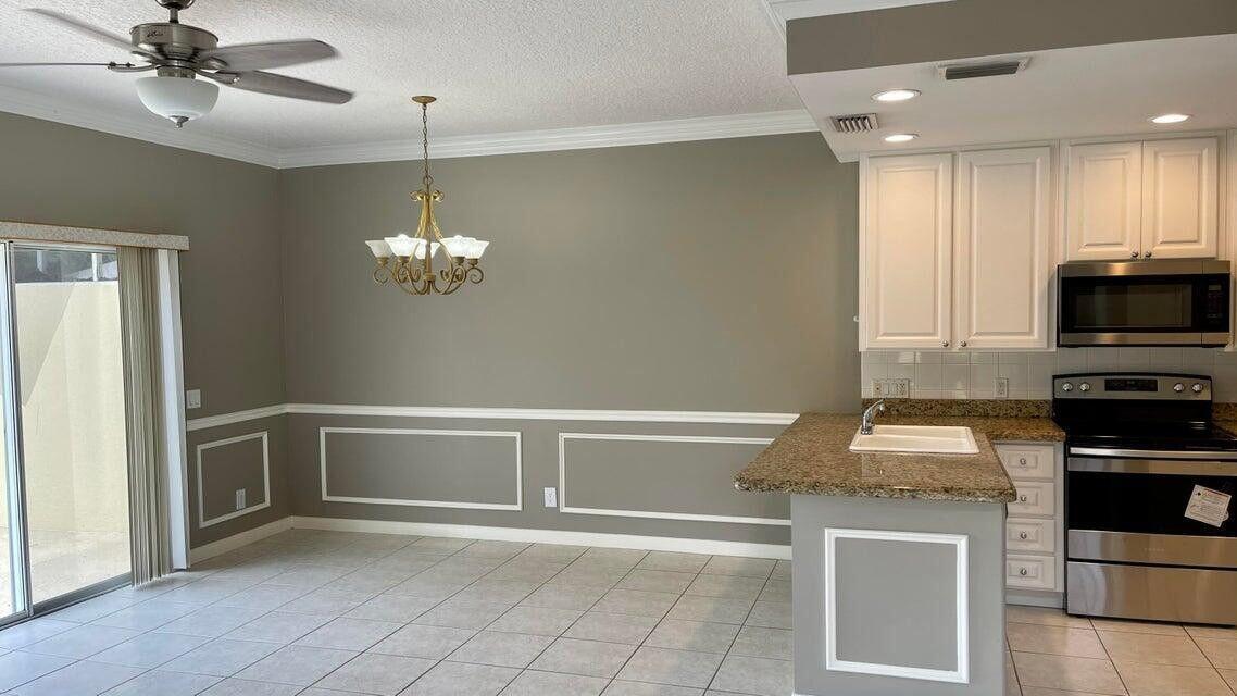 2039 TARPON LAKE Way — Photo 4