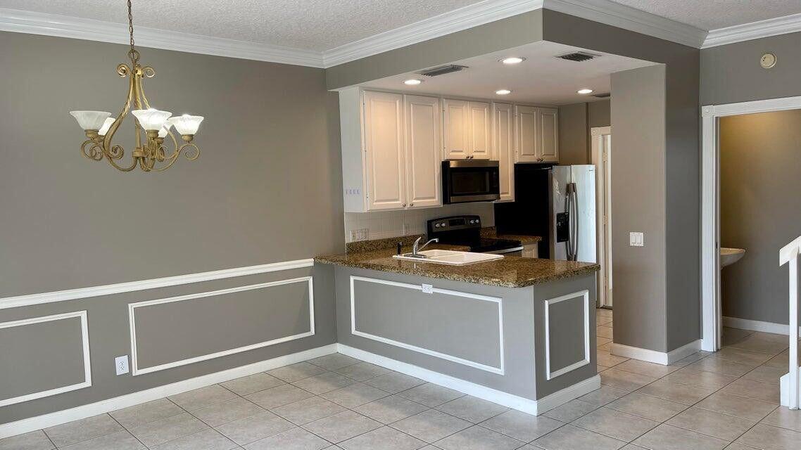 2039 TARPON LAKE Way — Photo 5
