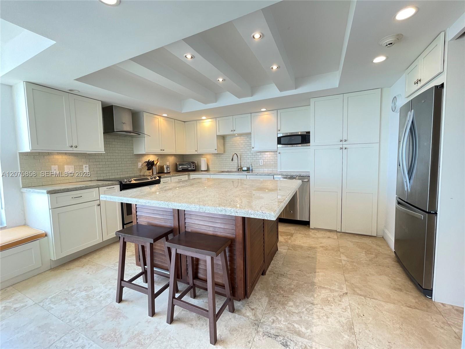 605 Ocean Dr # 10L — Photo 5