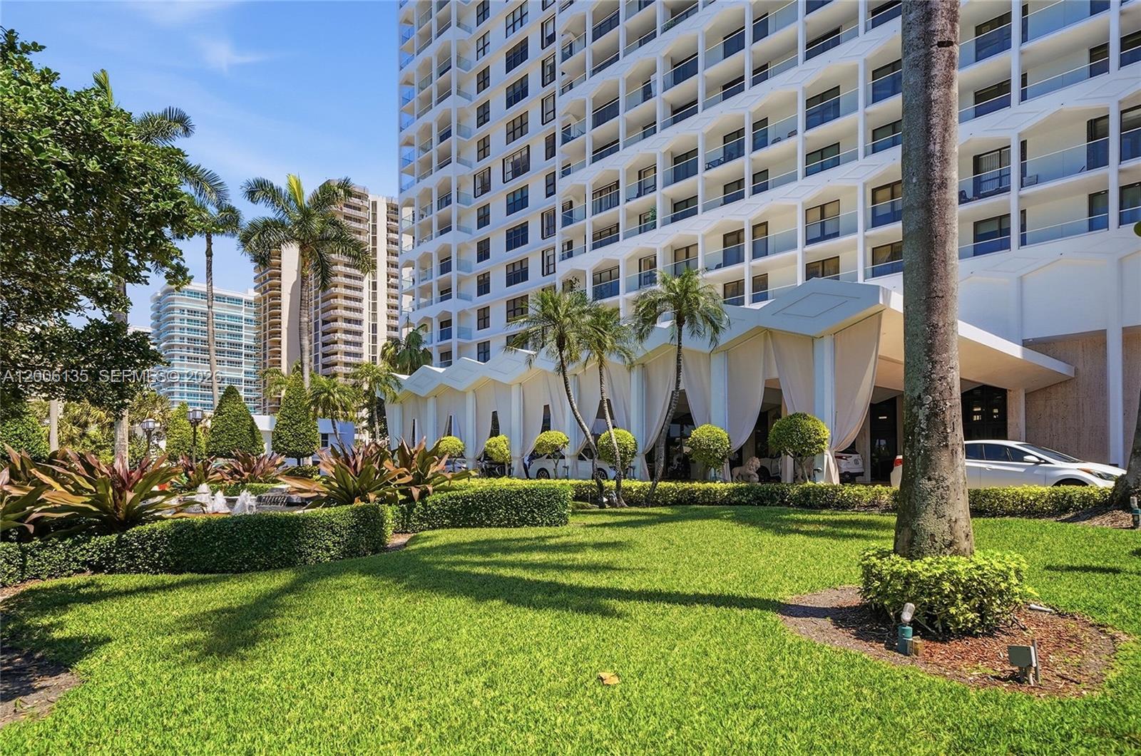 9801 Collins Ave # 14D — Photo 4