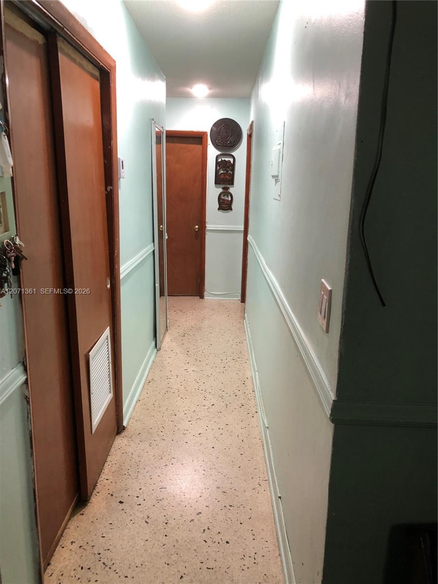905 SW 9th Ave # 905 View 2