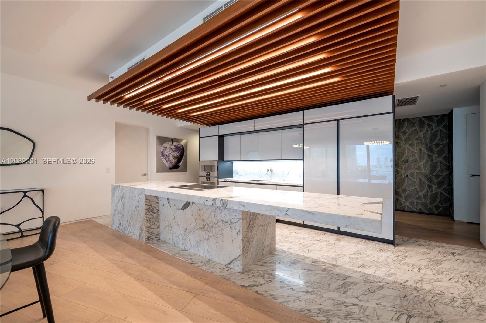 1300 Monad Ter # 3D — Photo 2