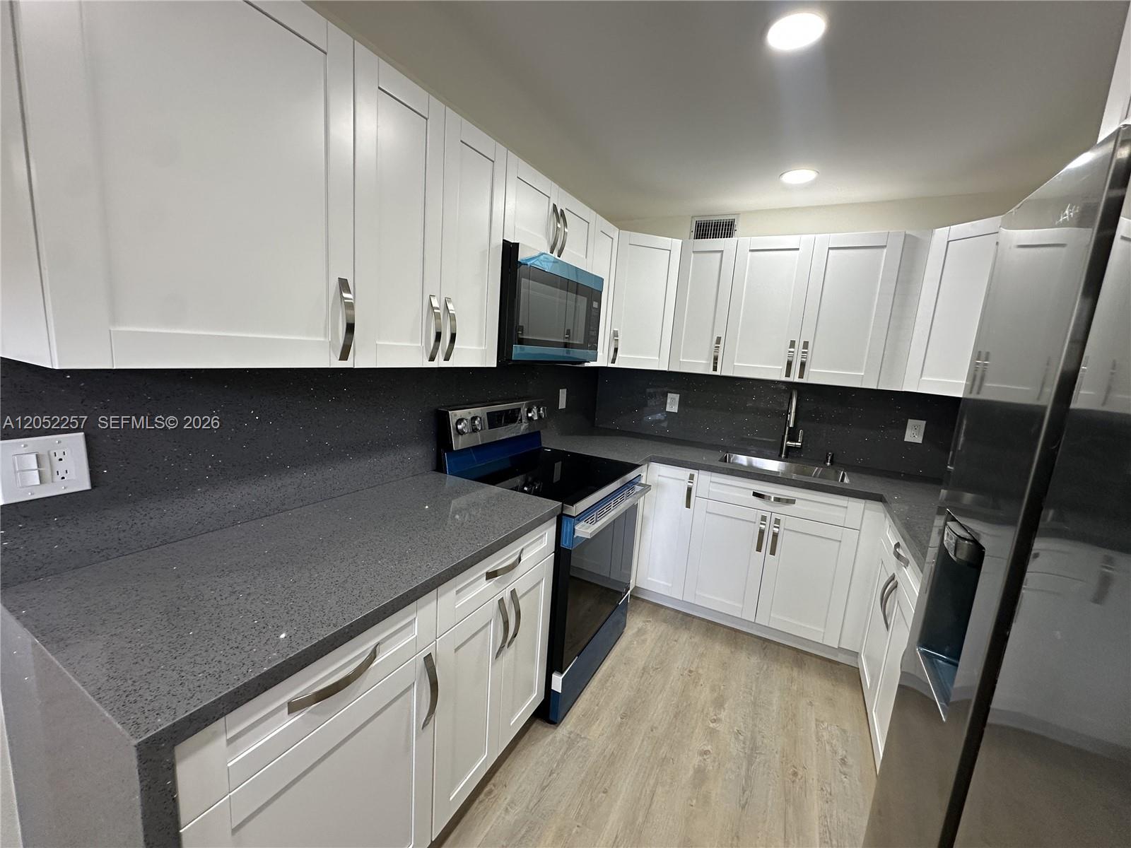 13255 SW 7th Ct # 113D, Pembroke Pines FL 33027