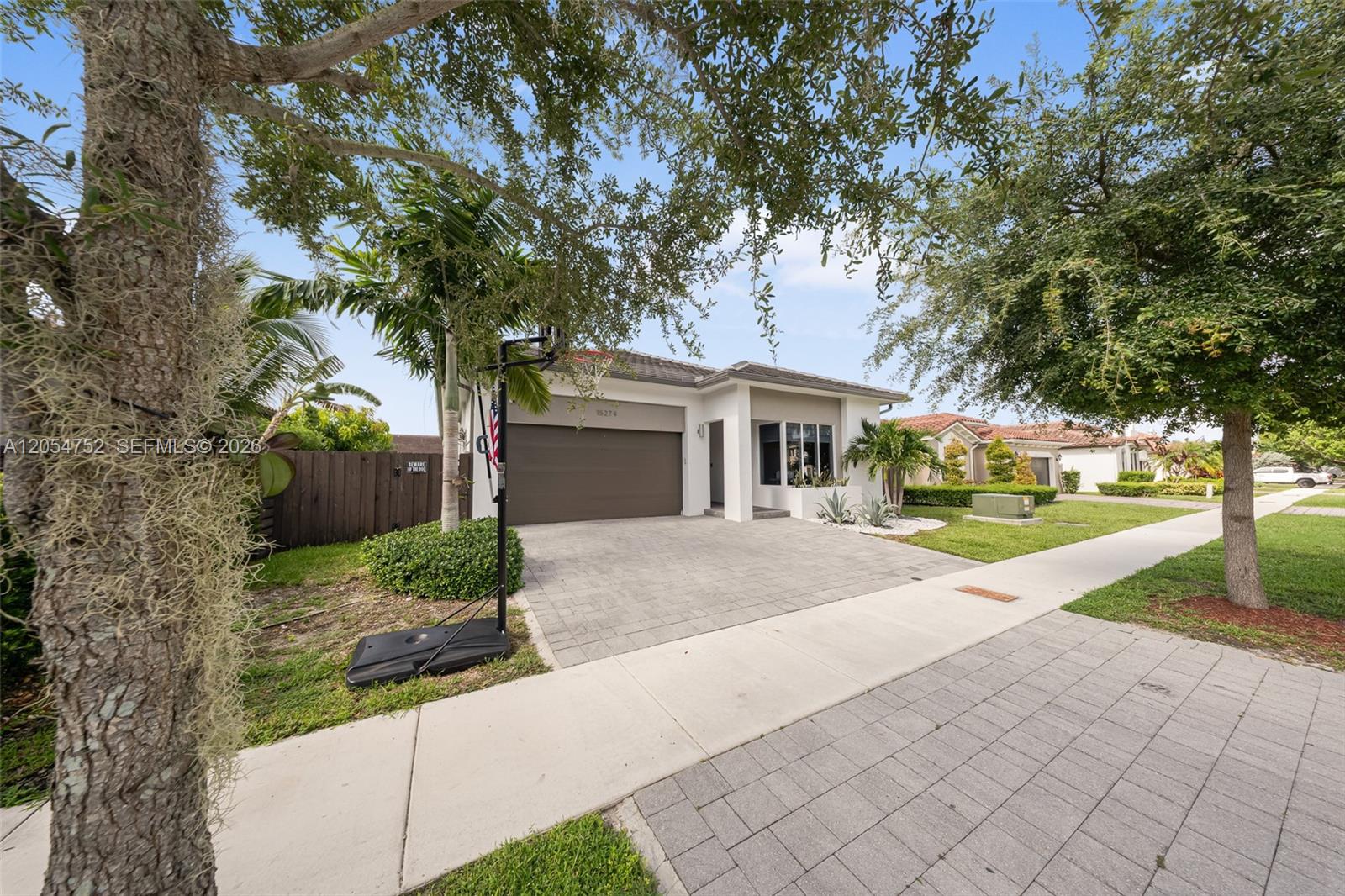 15274 SW 176th Ln — Photo 3