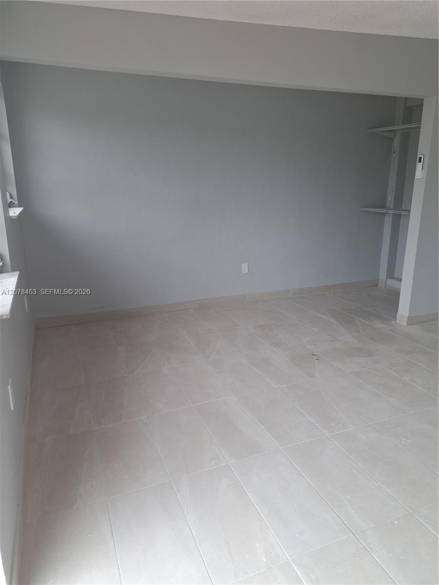 2421 SW 93rd Ct # 1 — Photo 5