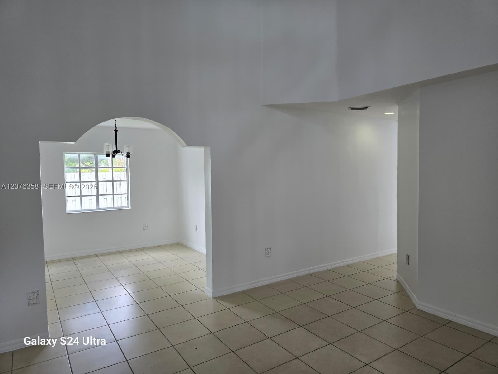 13658 SW 142nd Ter — Photo 5