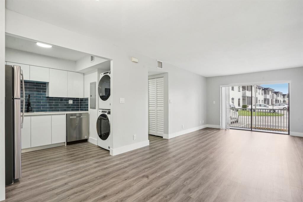 3264 NW 84th Avenue # F630 — Photo 2