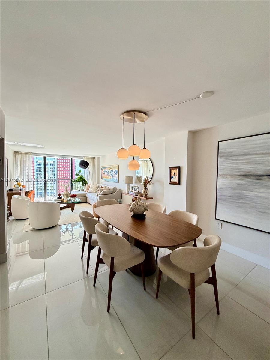1450 Brickell Bay Dr # 1410 — Photo 5