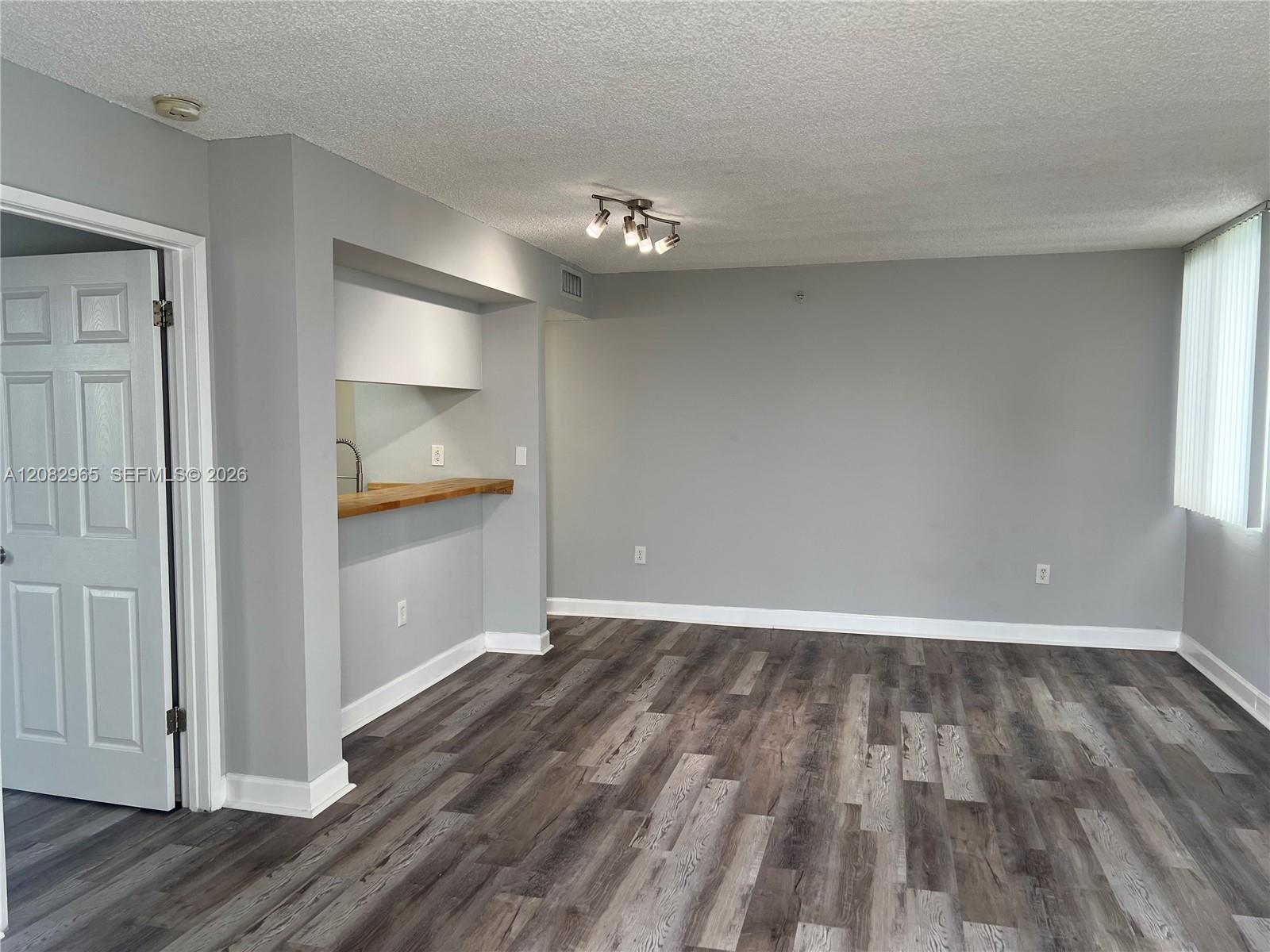 800 N Miami Ave # 909 — Photo 2