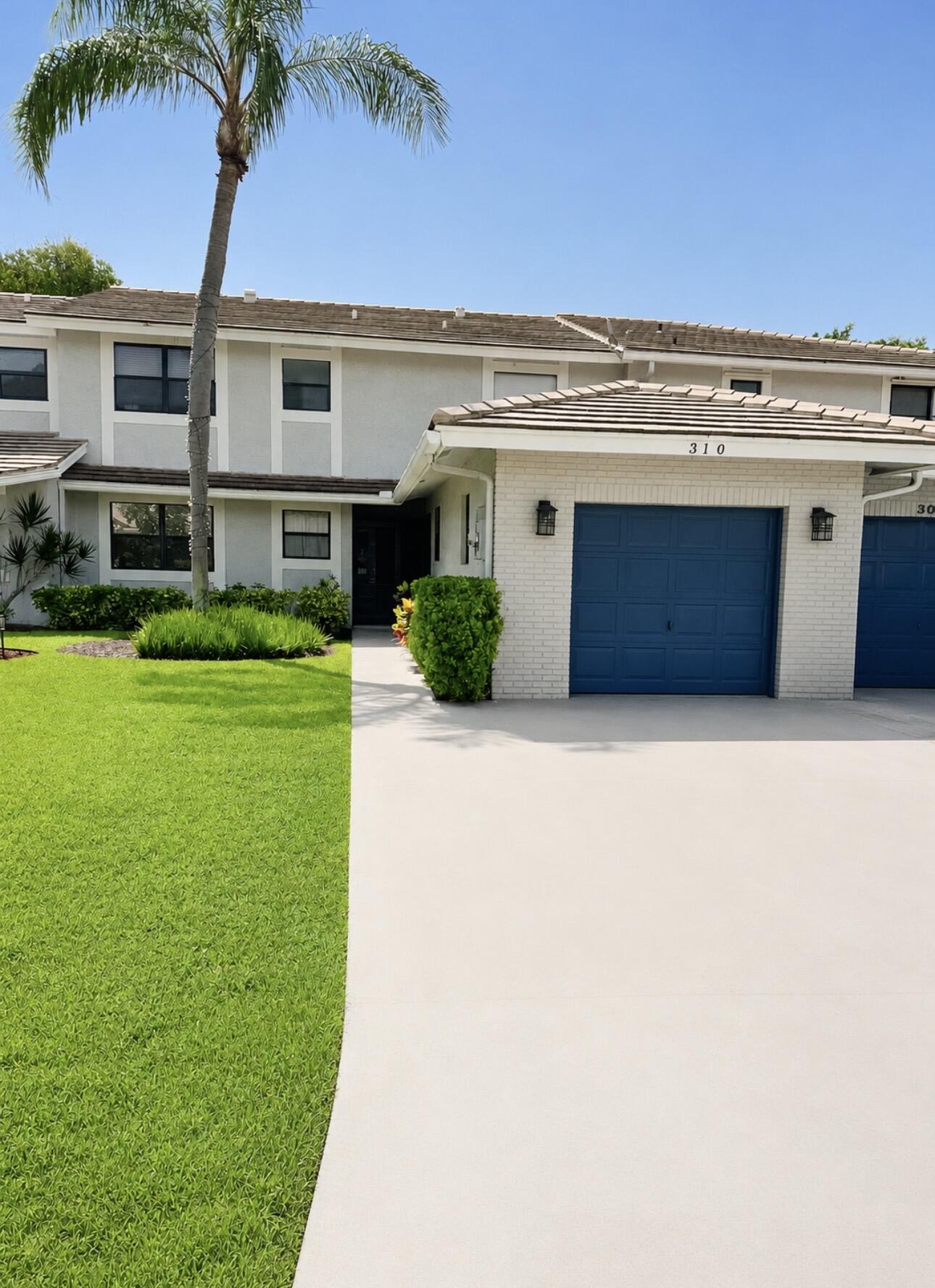 310 Deer Creek Lakeside Way, Deerfield Beach FL 33442