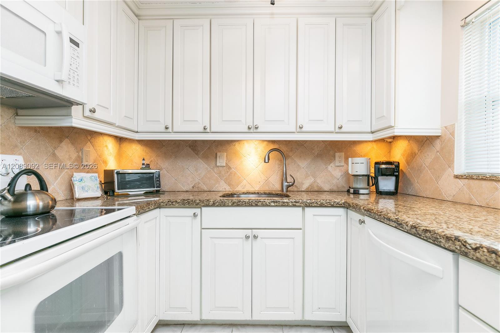 3131 S Ocean Dr # 110 — Photo 3