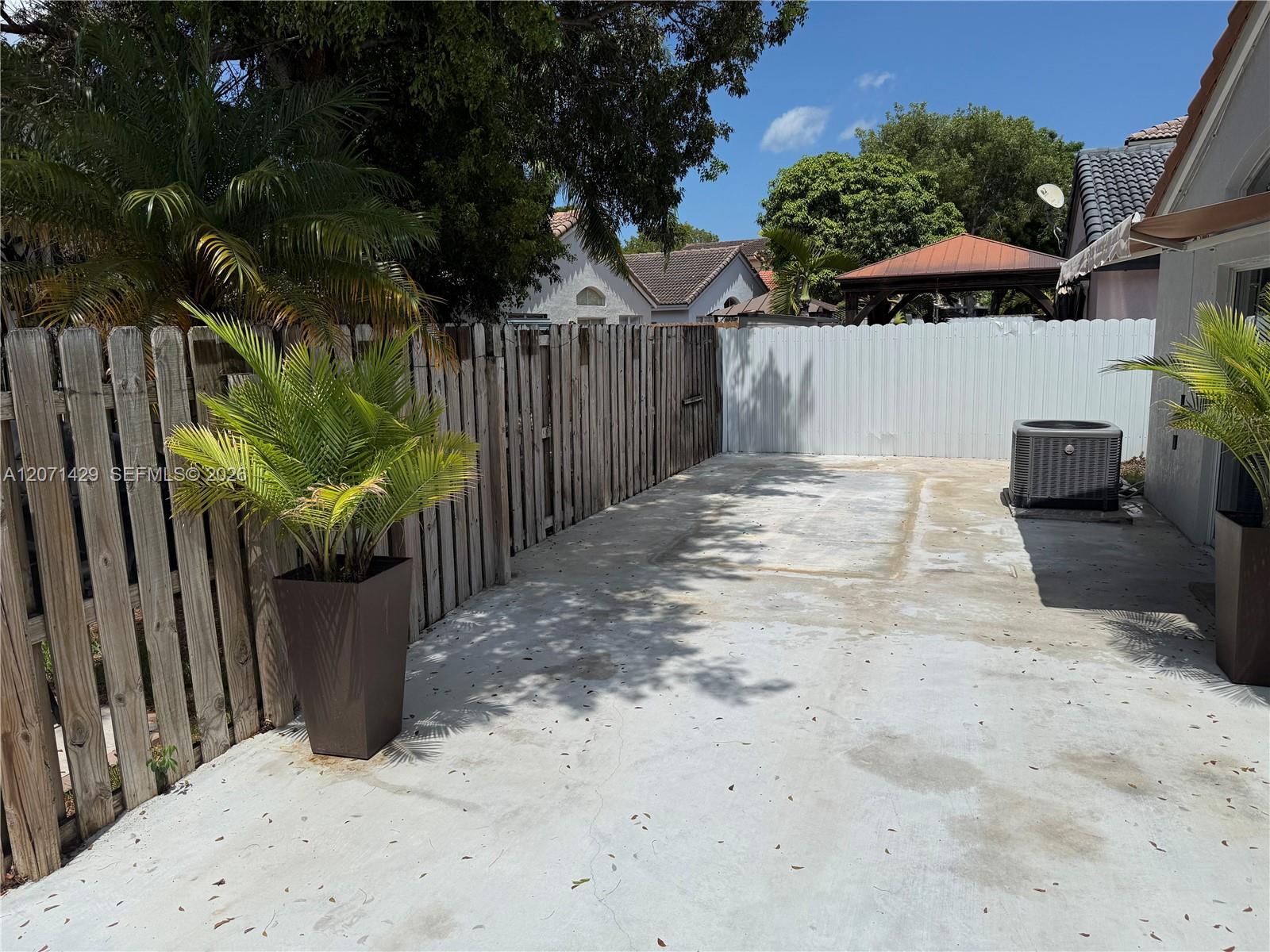 1901 SE 15th St View 14