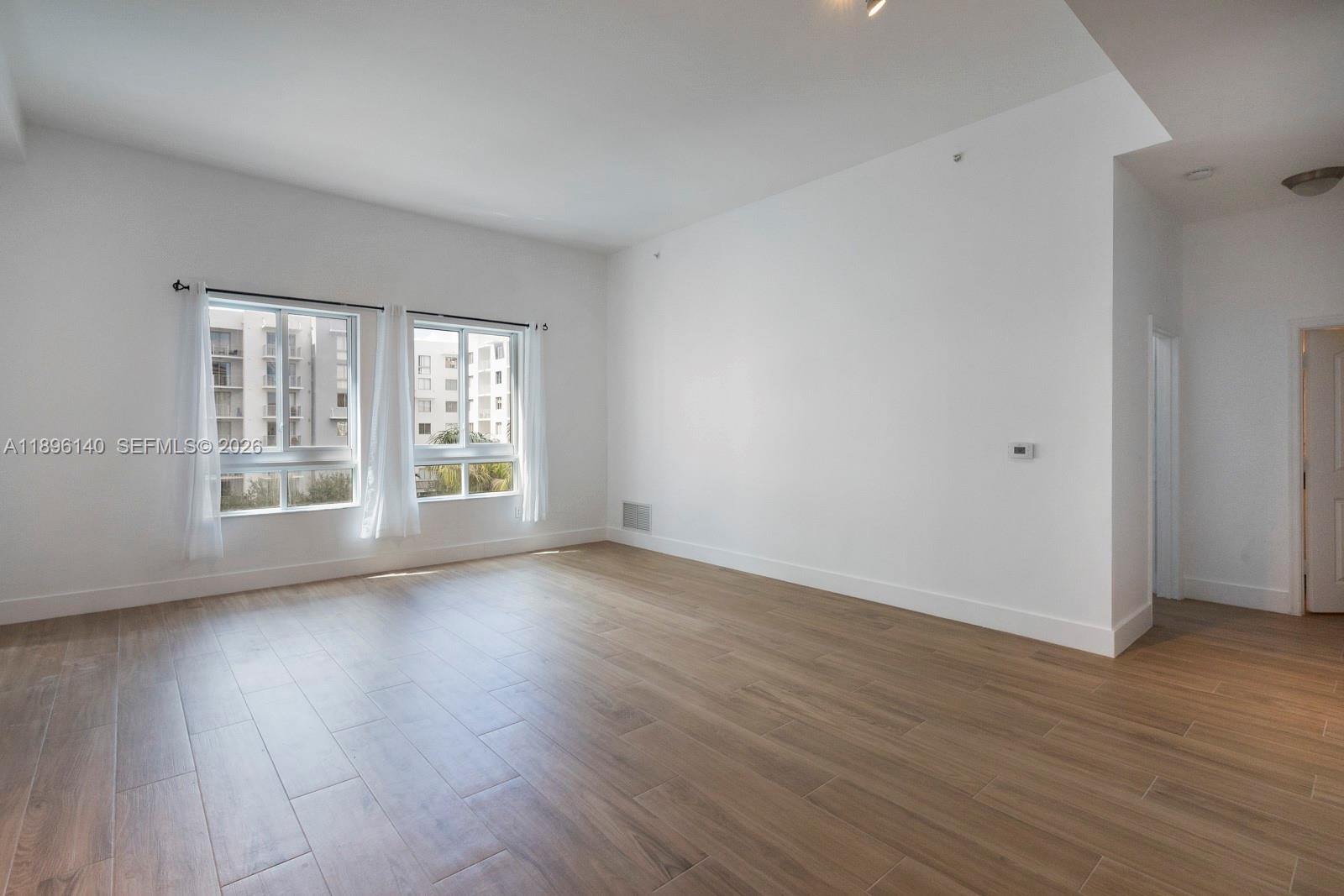 7350 SW 89th St # 514S — Photo 3
