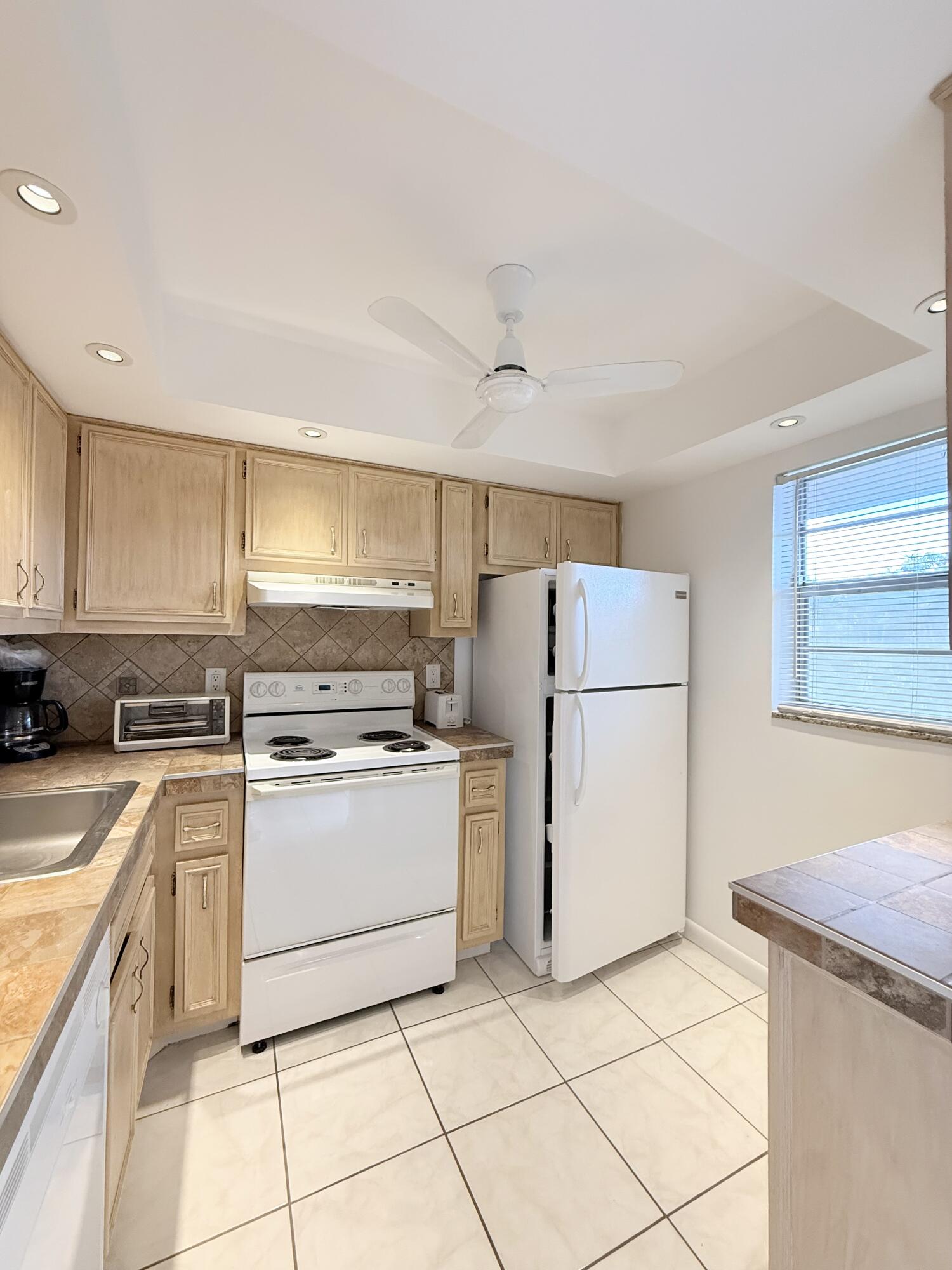 2800 NW 47th Terrace # 106B — Photo 4