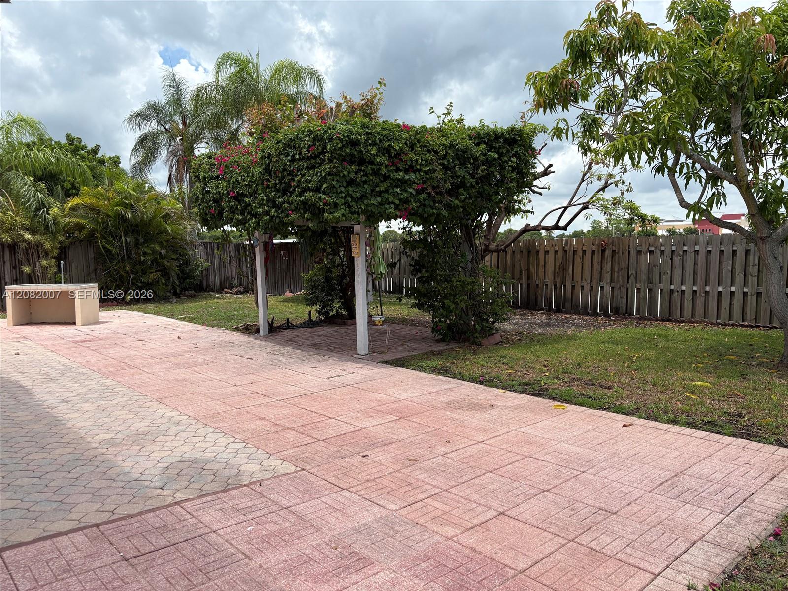 9377 SW 212th Ter # 9377 — Photo 3