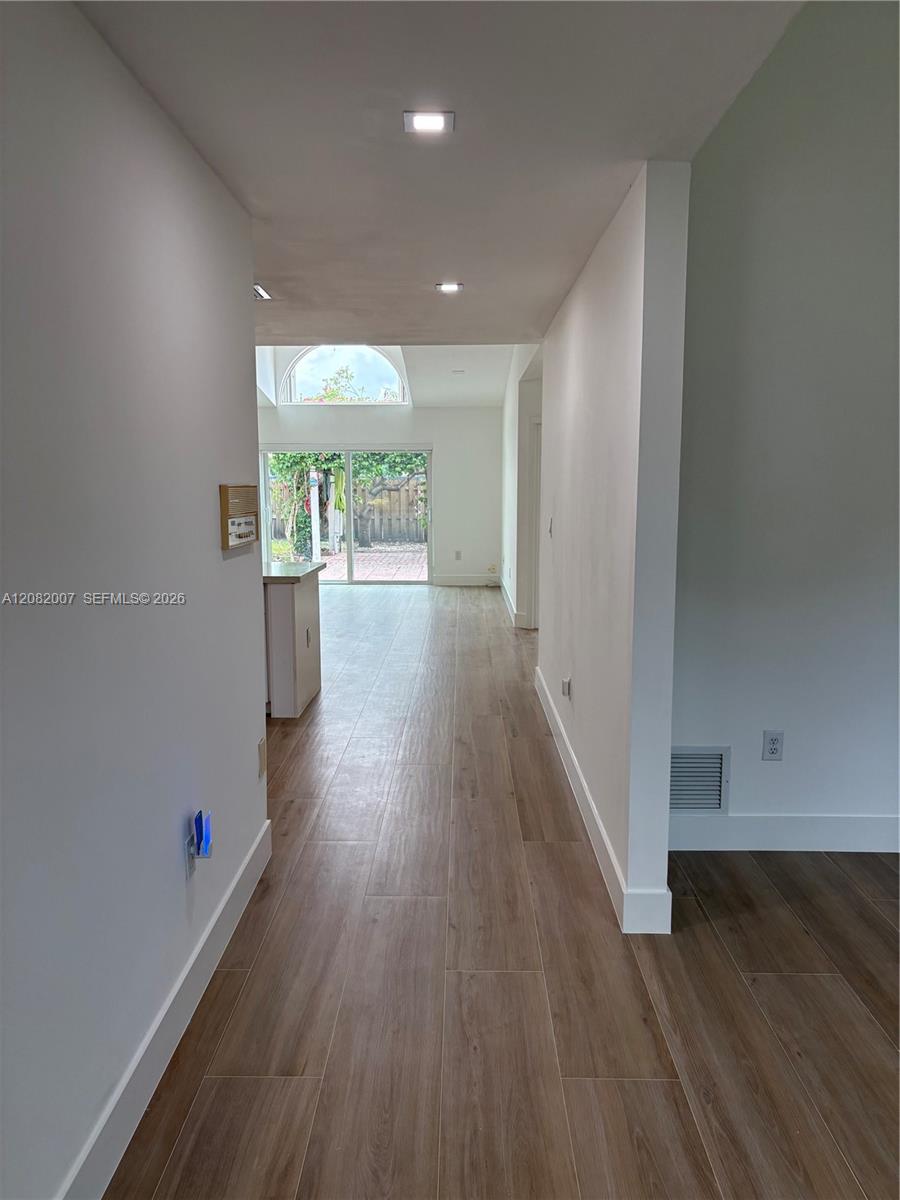 9377 SW 212th Ter # 9377 — Photo 5