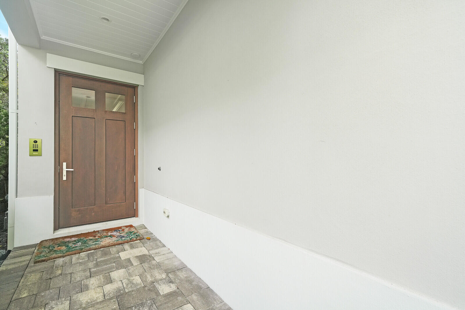 436 NE WAVECREST Way — Photo 4