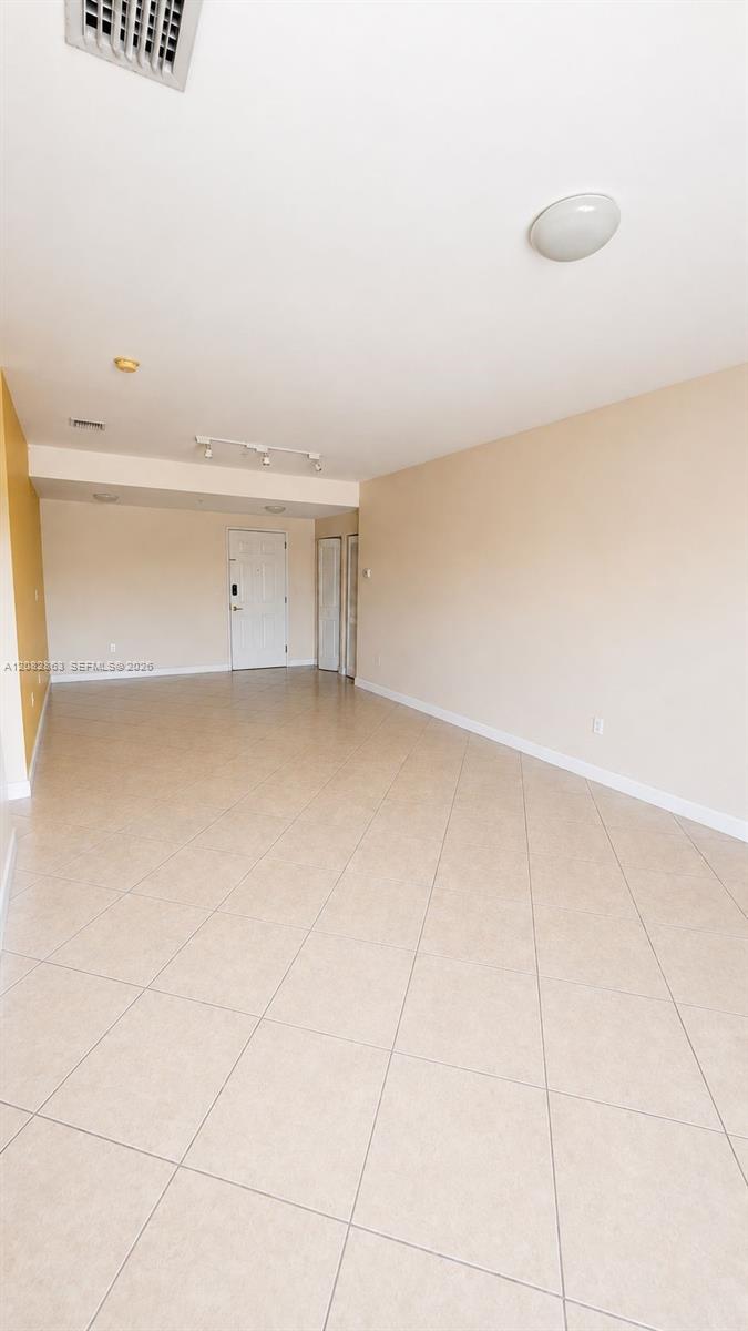 2280 SW 32nd Ave # 508 — Photo 3