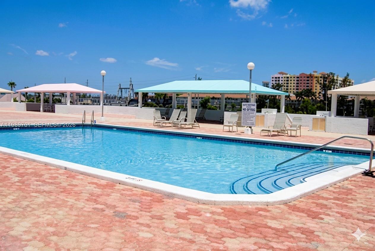 2851 NE 183rd St # 905E, Aventura FL 33160