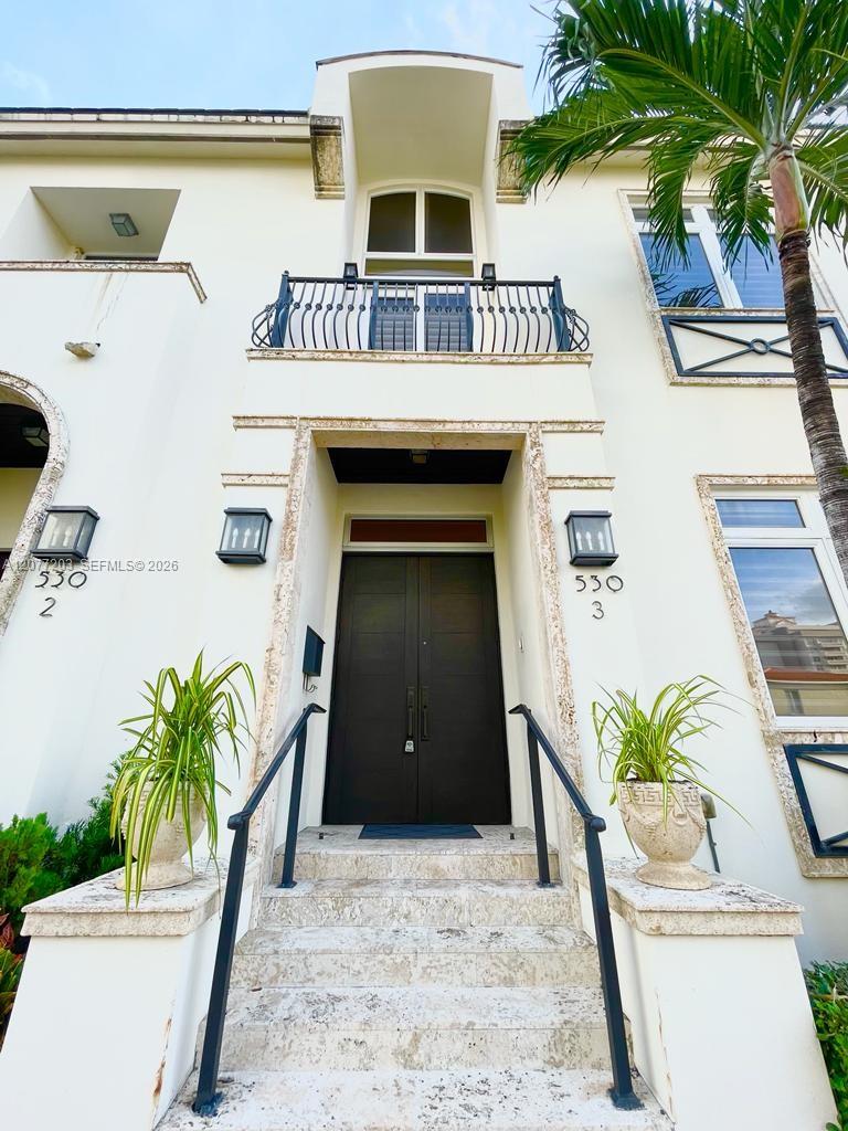 530 Valencia Ave # 3 — Photo 2