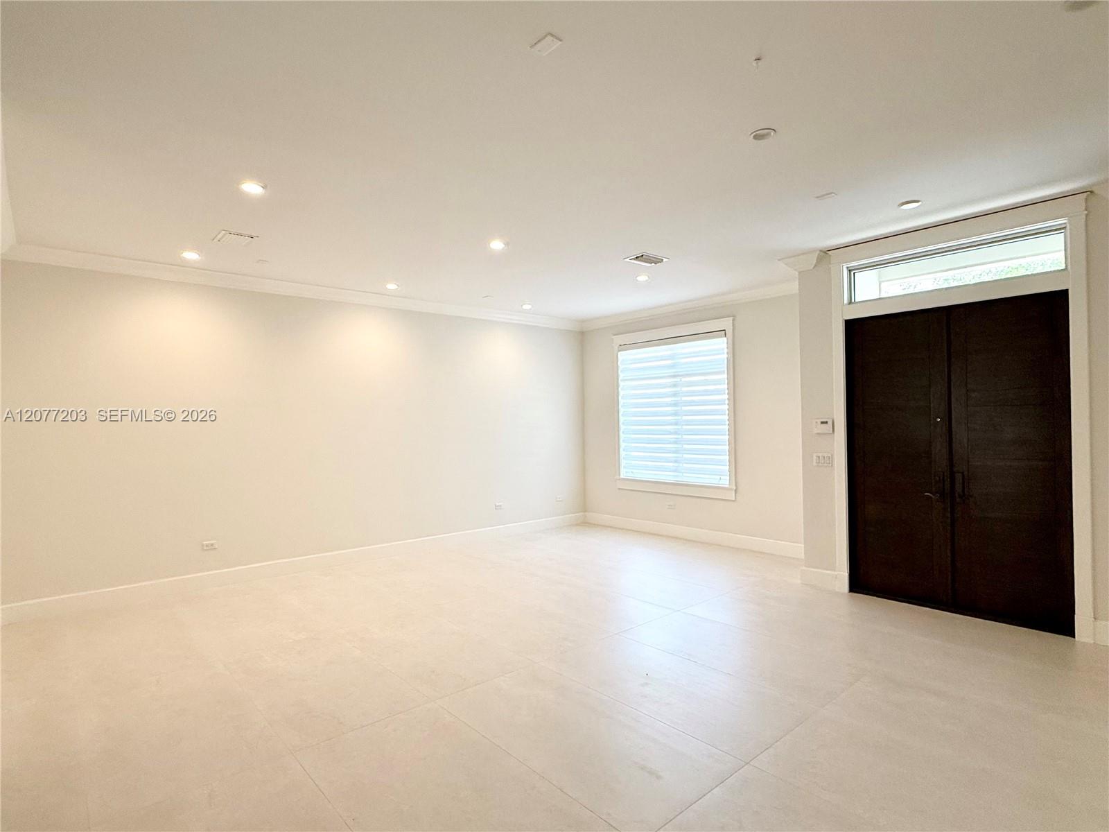 530 Valencia Ave # 3 — Photo 5