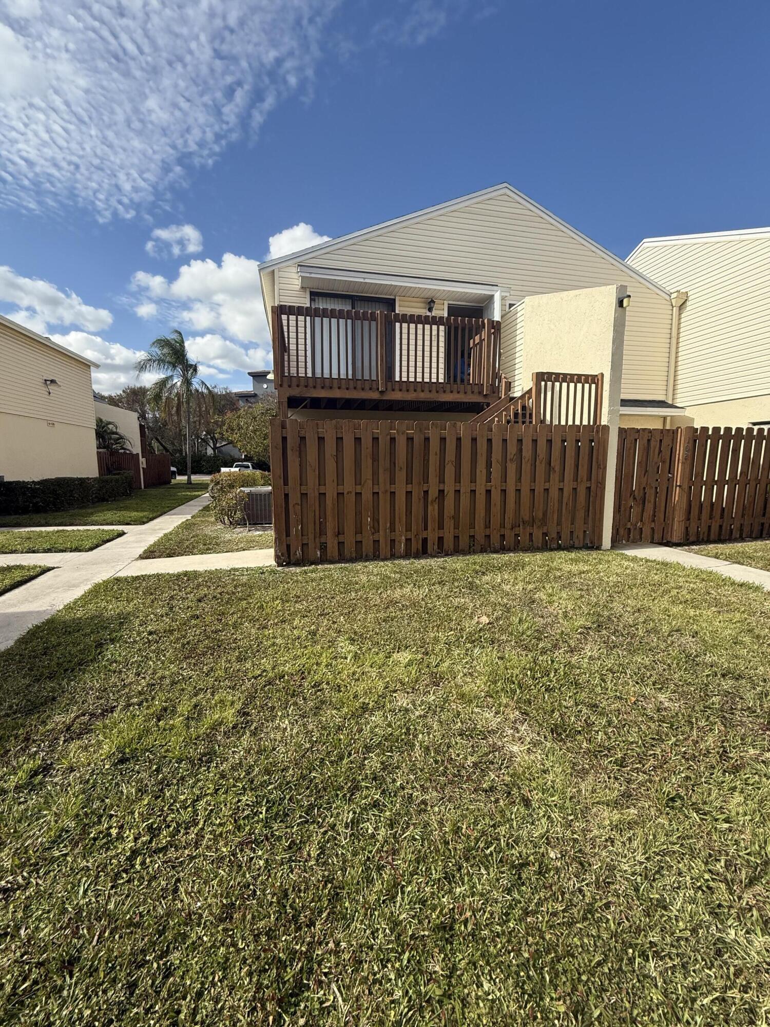 633 Executive Center Drive # L202, West Palm Beach FL 33401