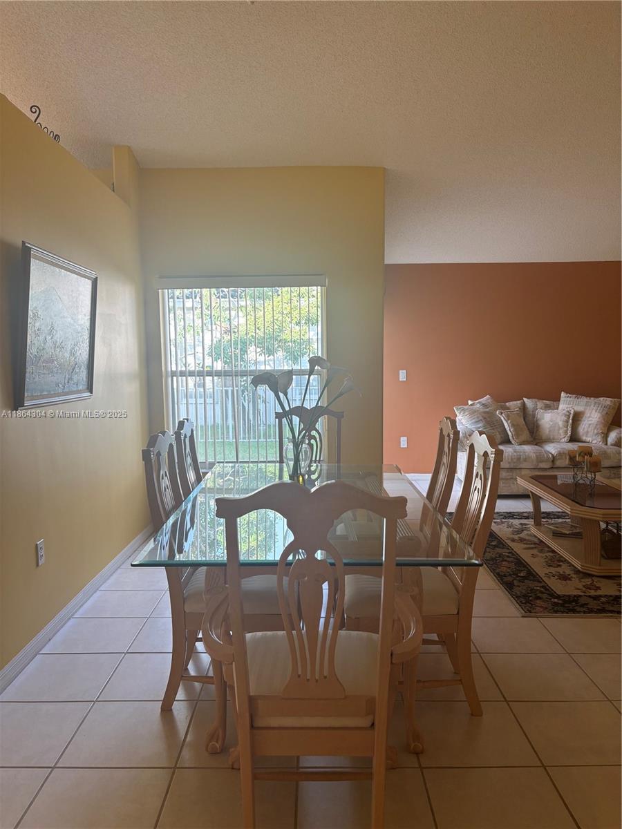 18581 NW 23rd St — Photo 4